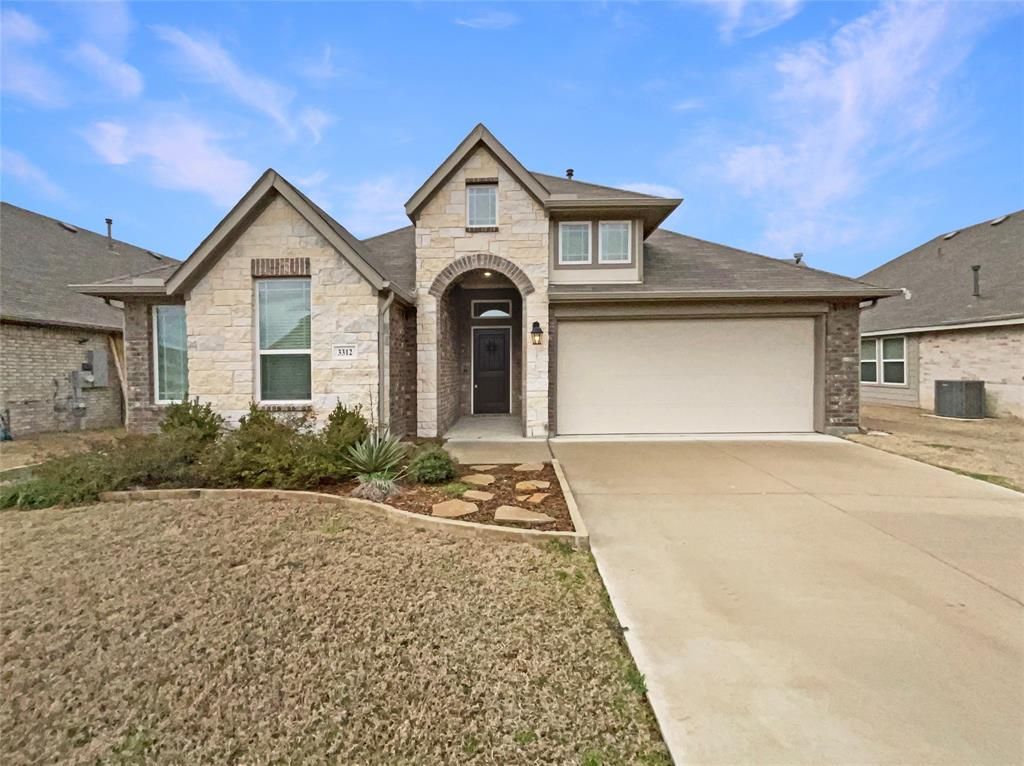 3312 Oak Lane