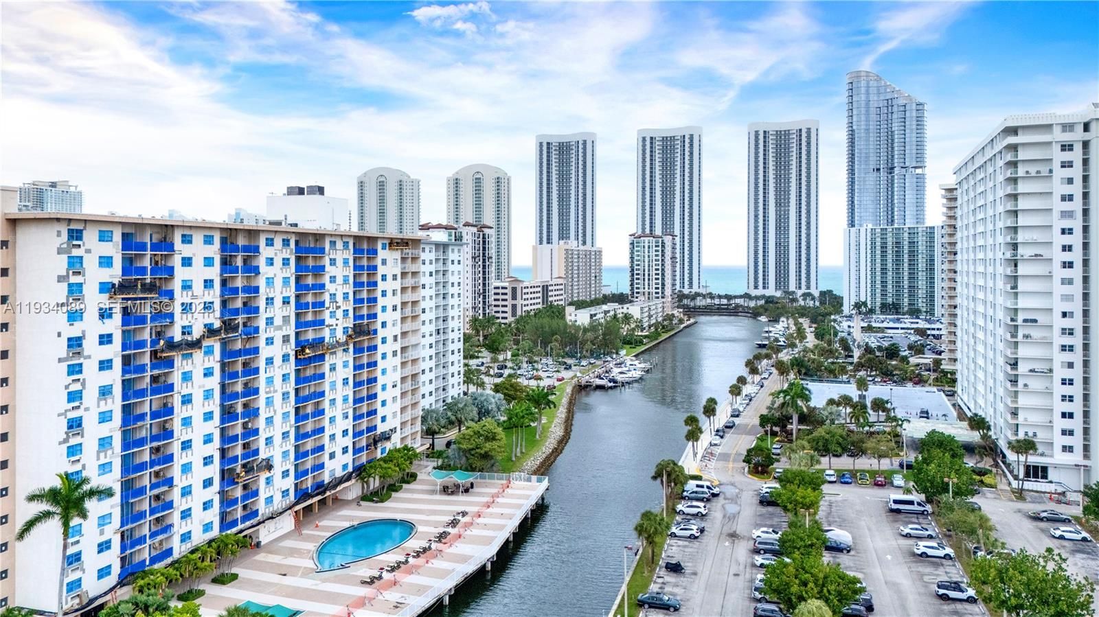 400 Kings Point Drive 1604