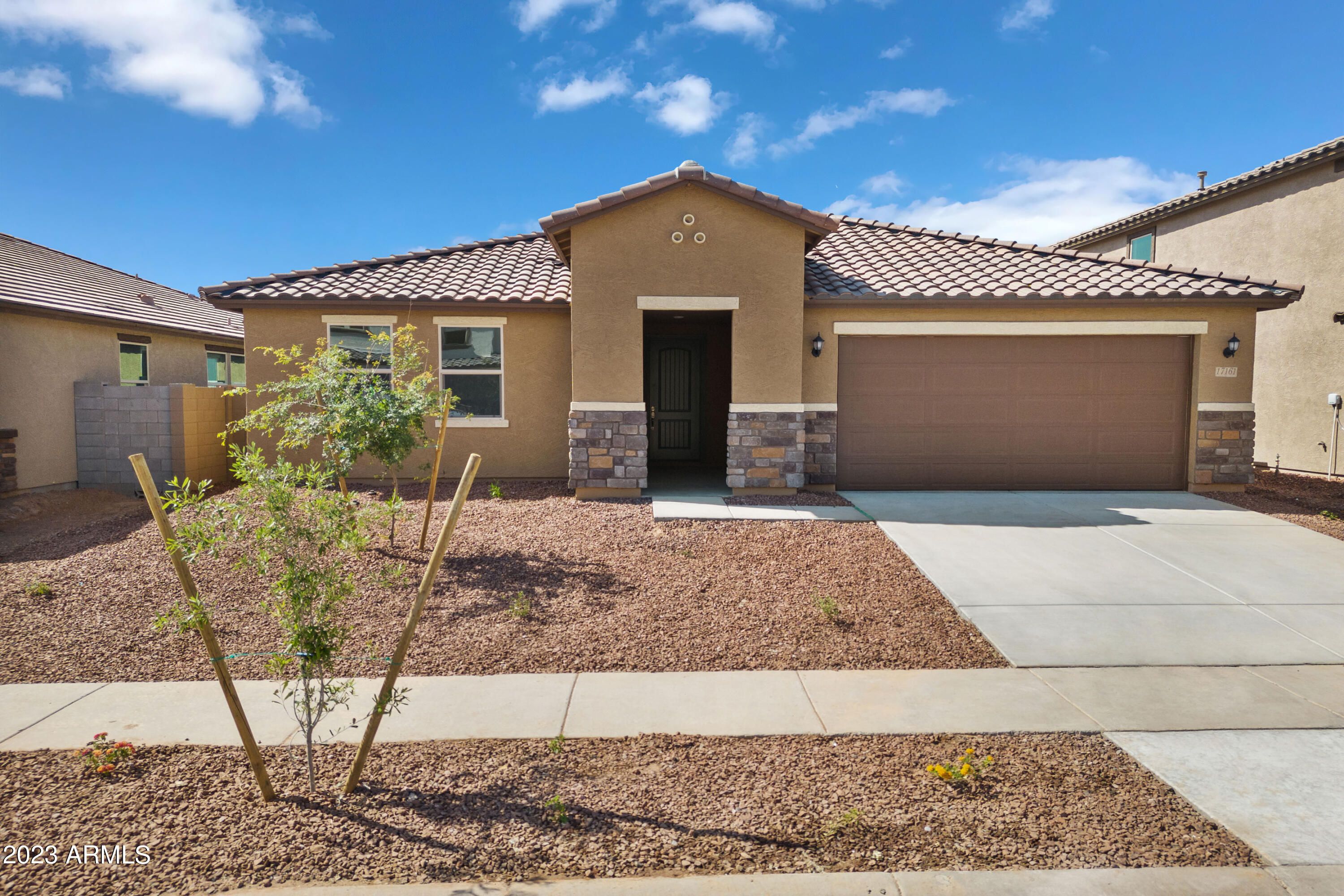 17161 W Red Fox Road