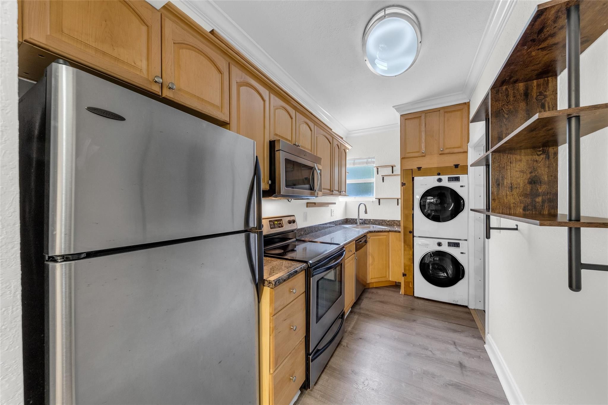 403 Ne 16th Avenue 5