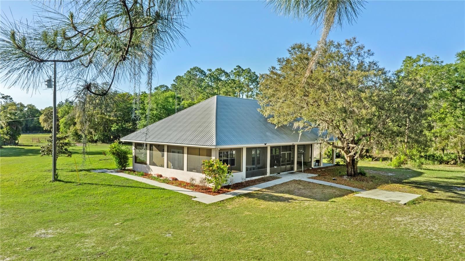 1045 Buckles Road