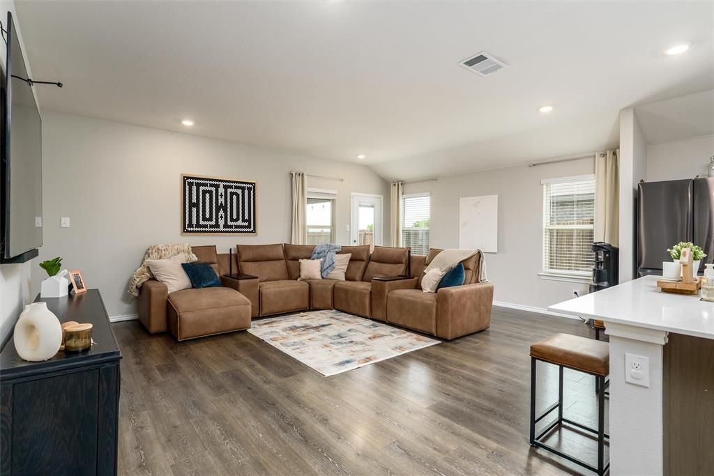 1411 Cast Iron Lane