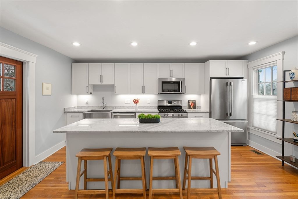 591 Somerville Ave 591