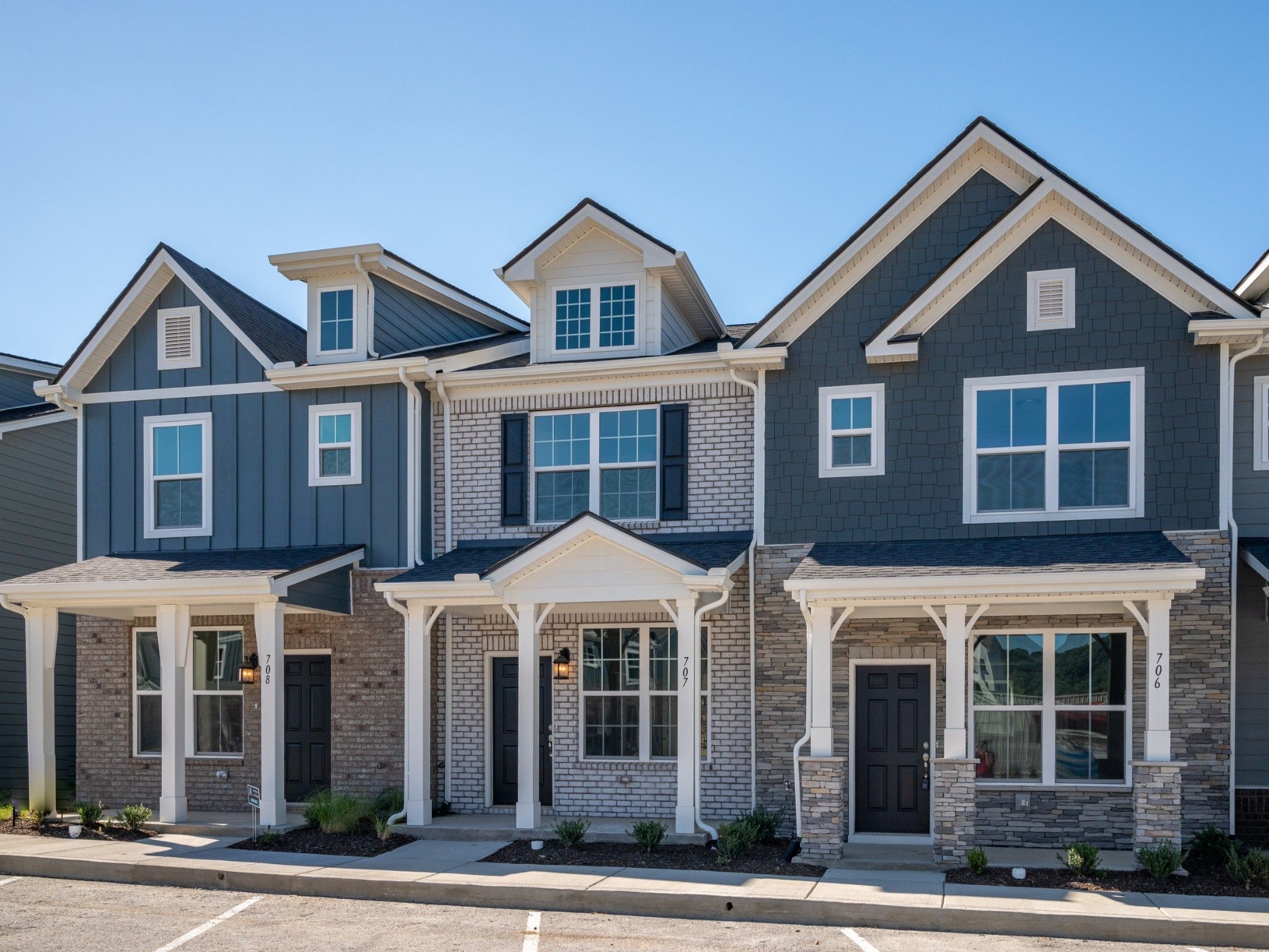 5128 Dayflower Drive