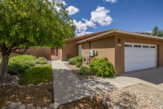 439 W Williams Way