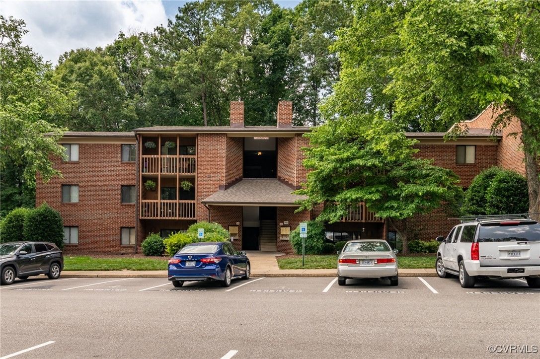 2106 Turtle Run Drive 3