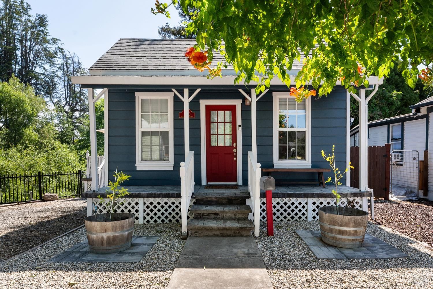 1400 Seminary Street