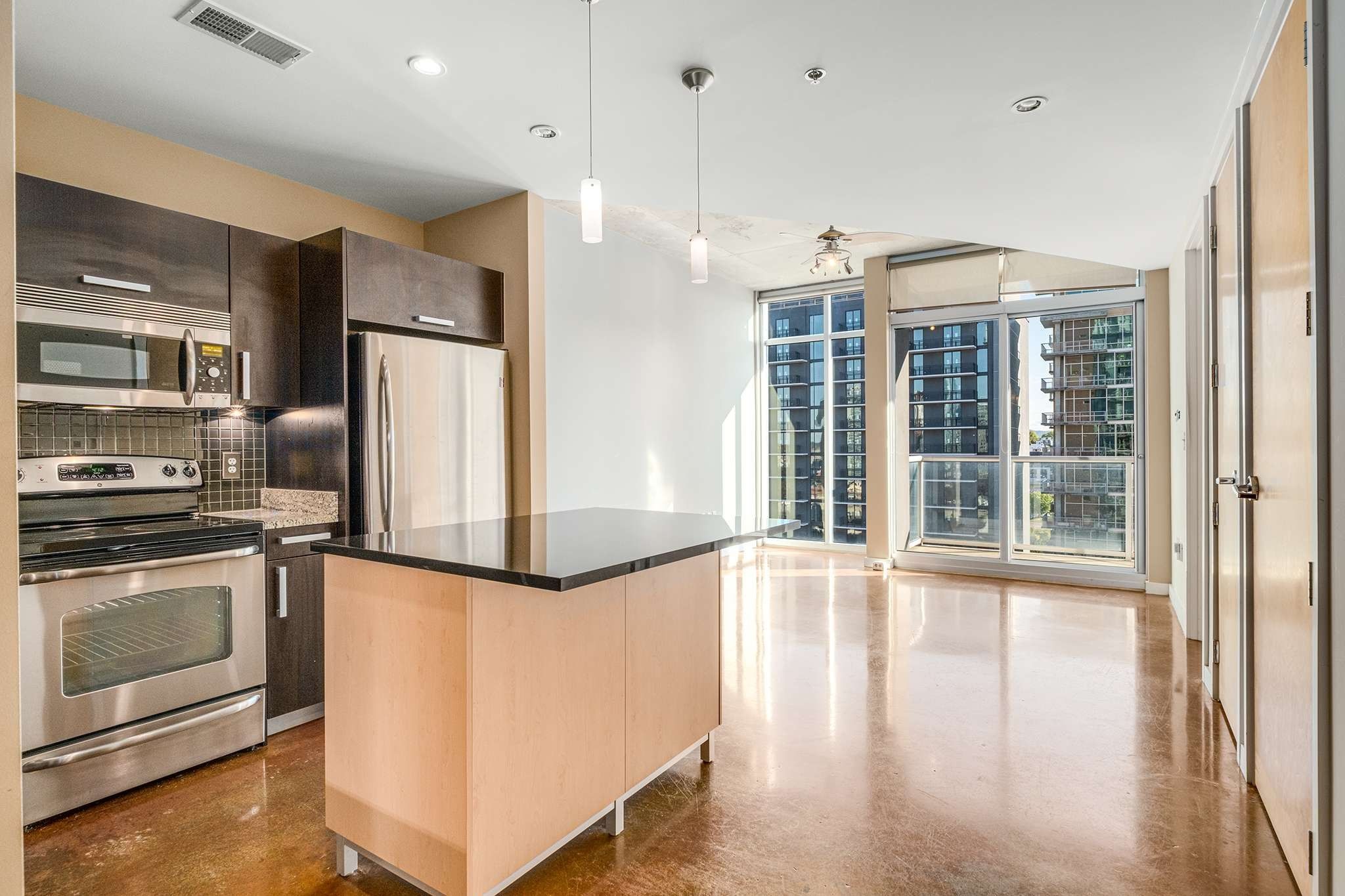 600 12th Ave S 1512