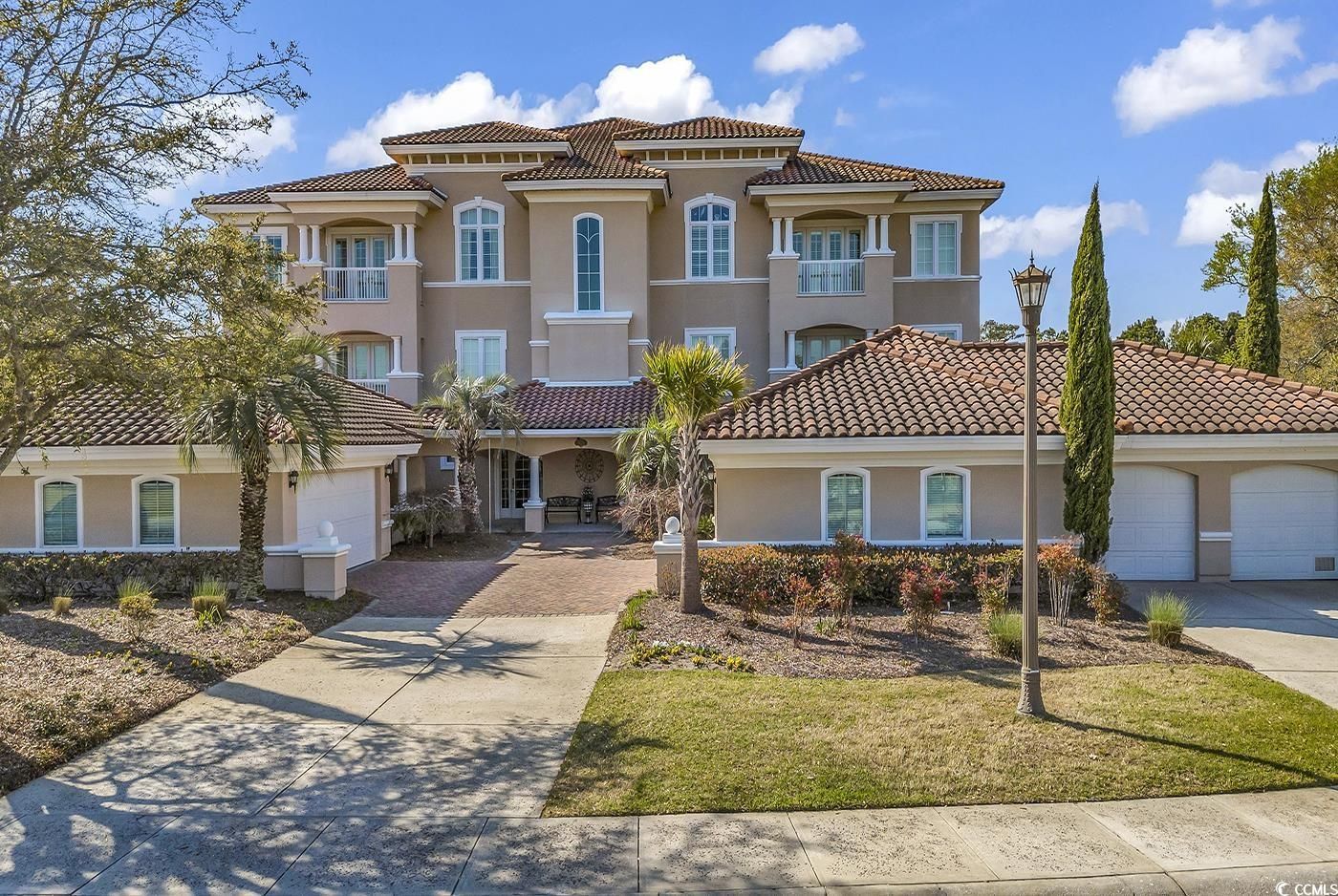 9125 Venezia Circle 1-102