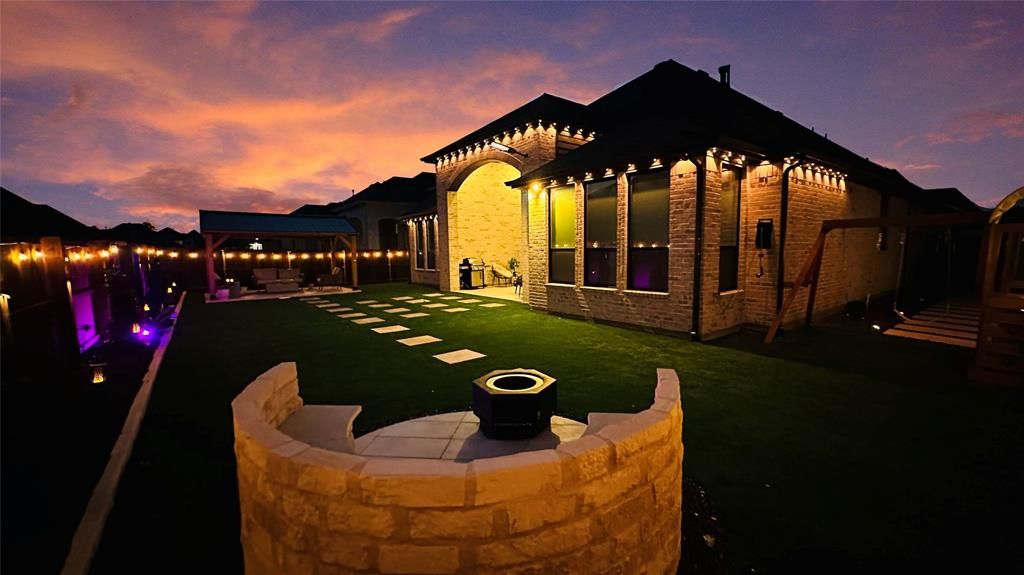 2702 Potomac Drive