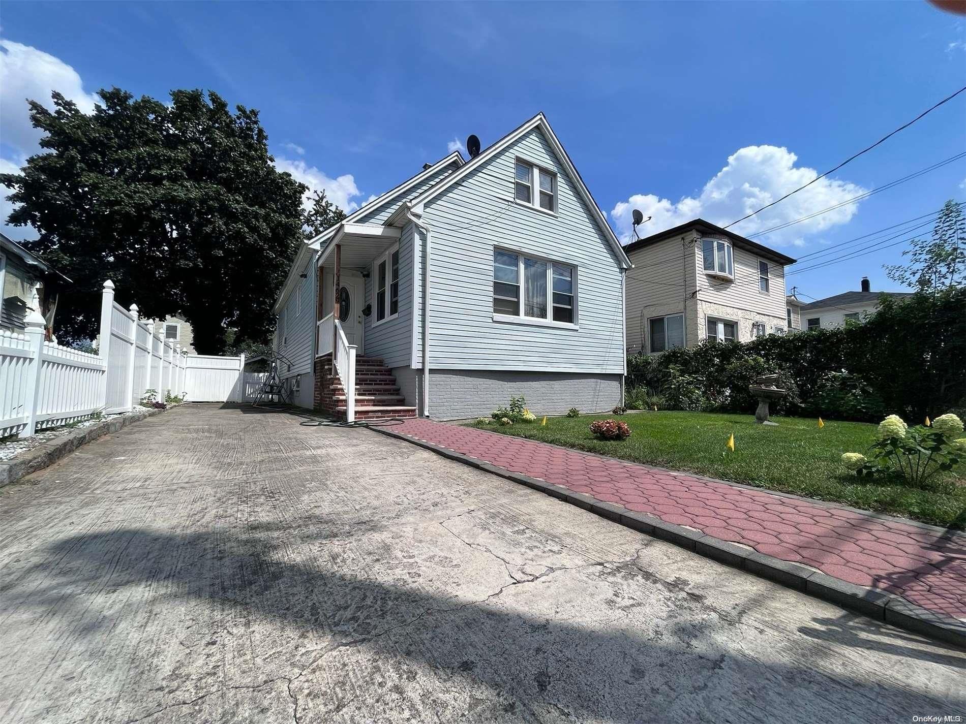 146-29 176 Street