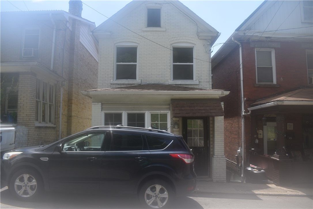 139 Oak Ave