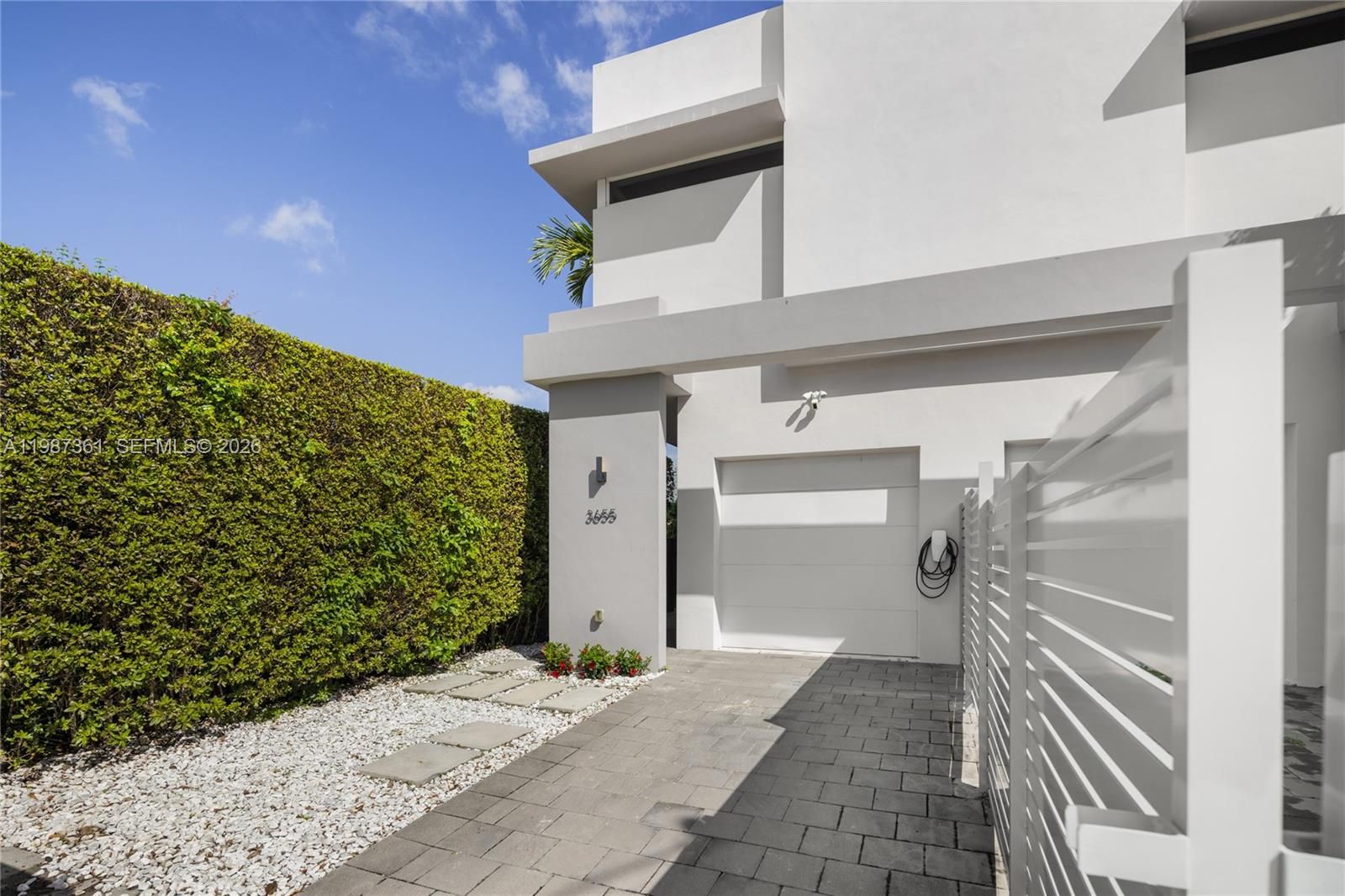 3655 Sw 25th St 3655