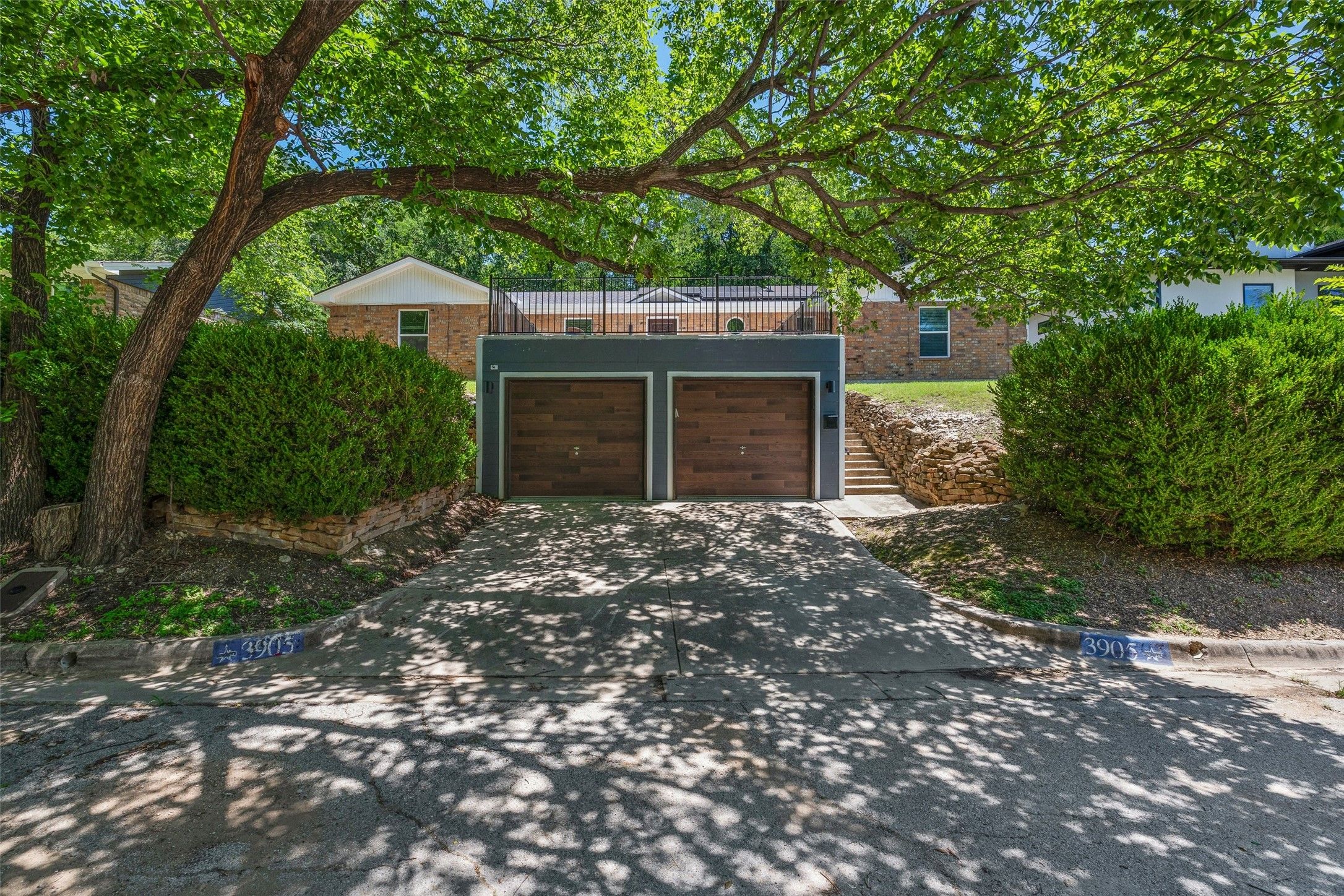 3905 Driskell Boulevard