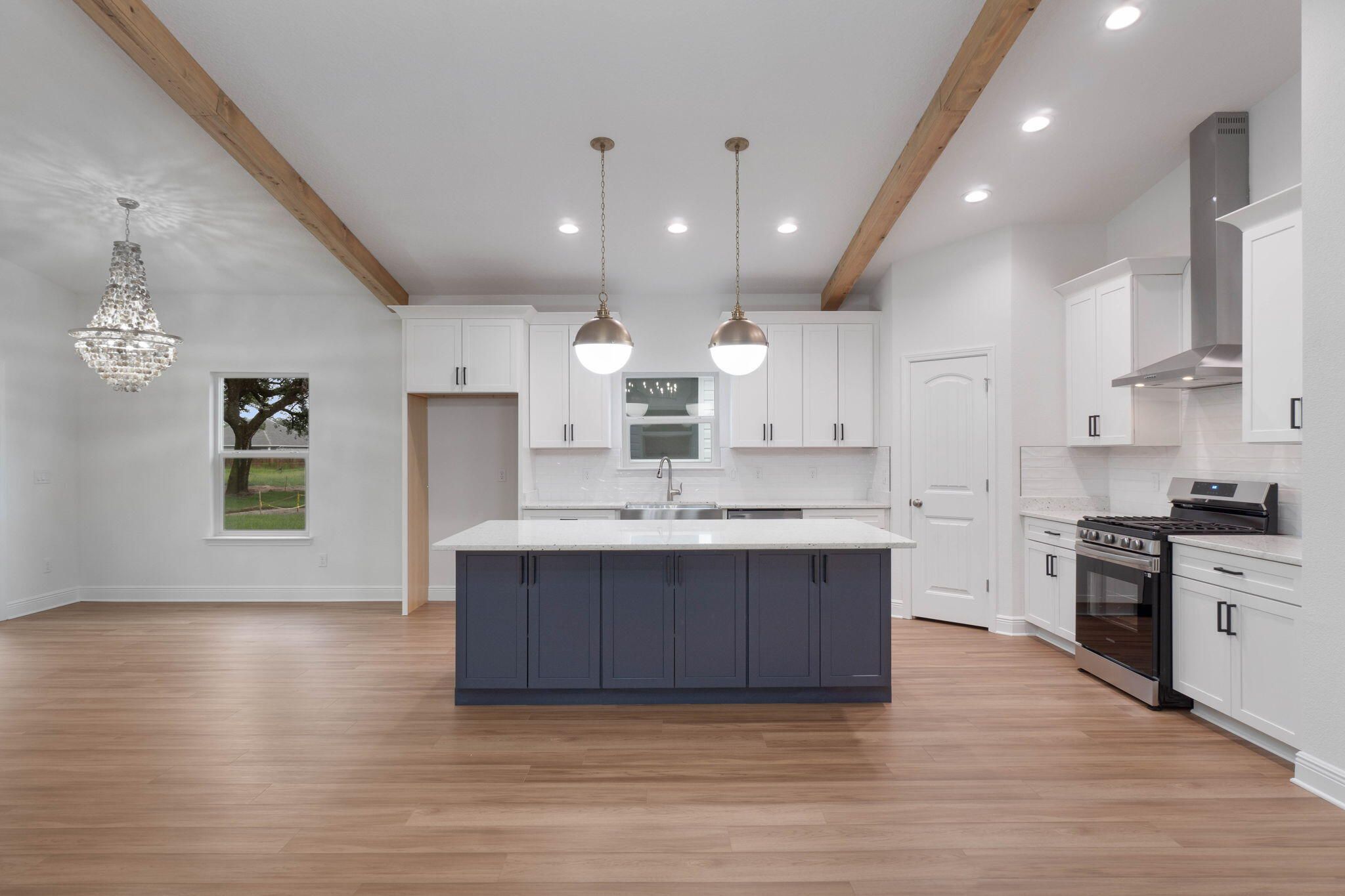 6521 Schwab Drive