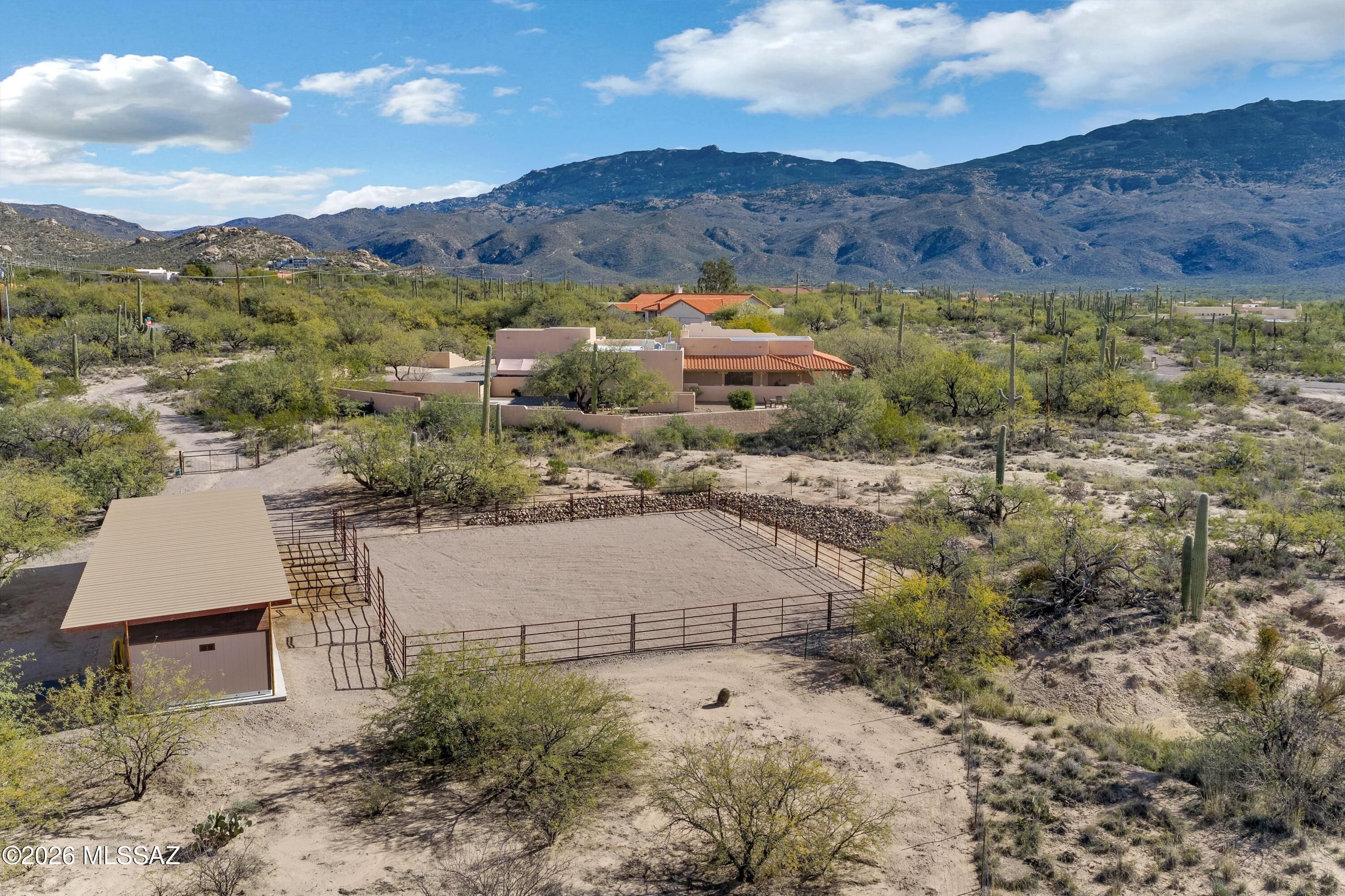 2305 N El Camino Rinconado