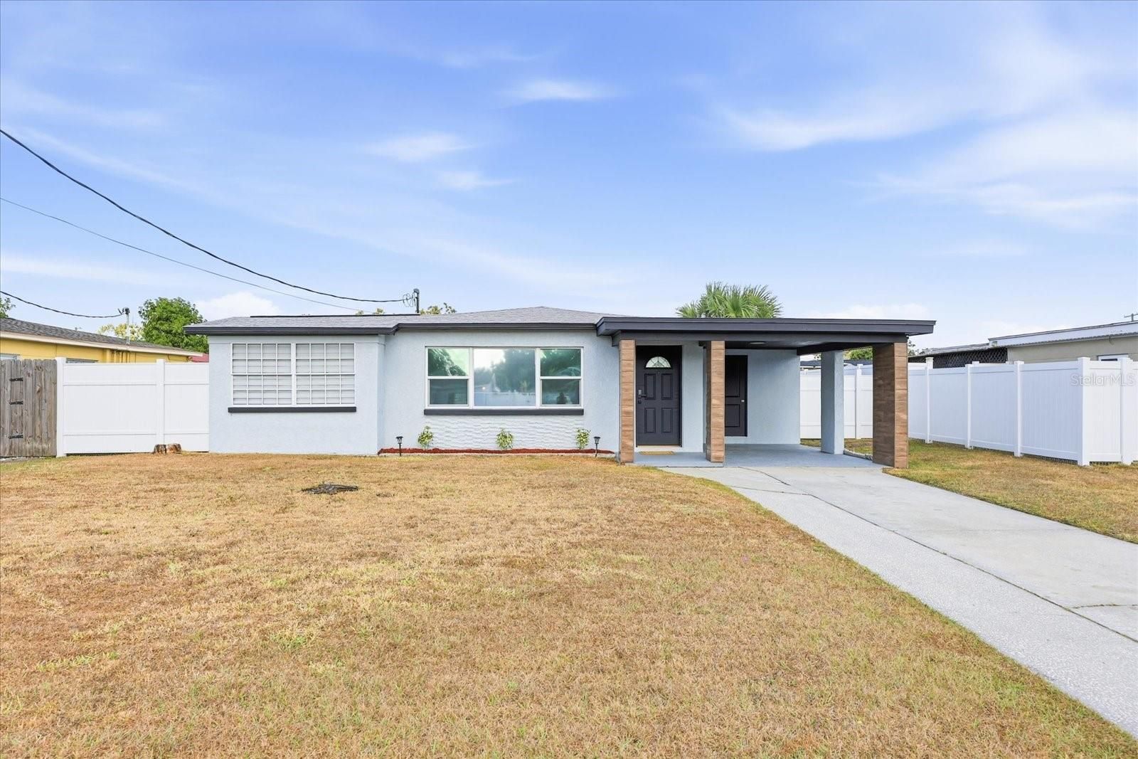 2521 W Minnehaha Street