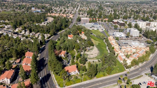 7210 Woodlake Avenue