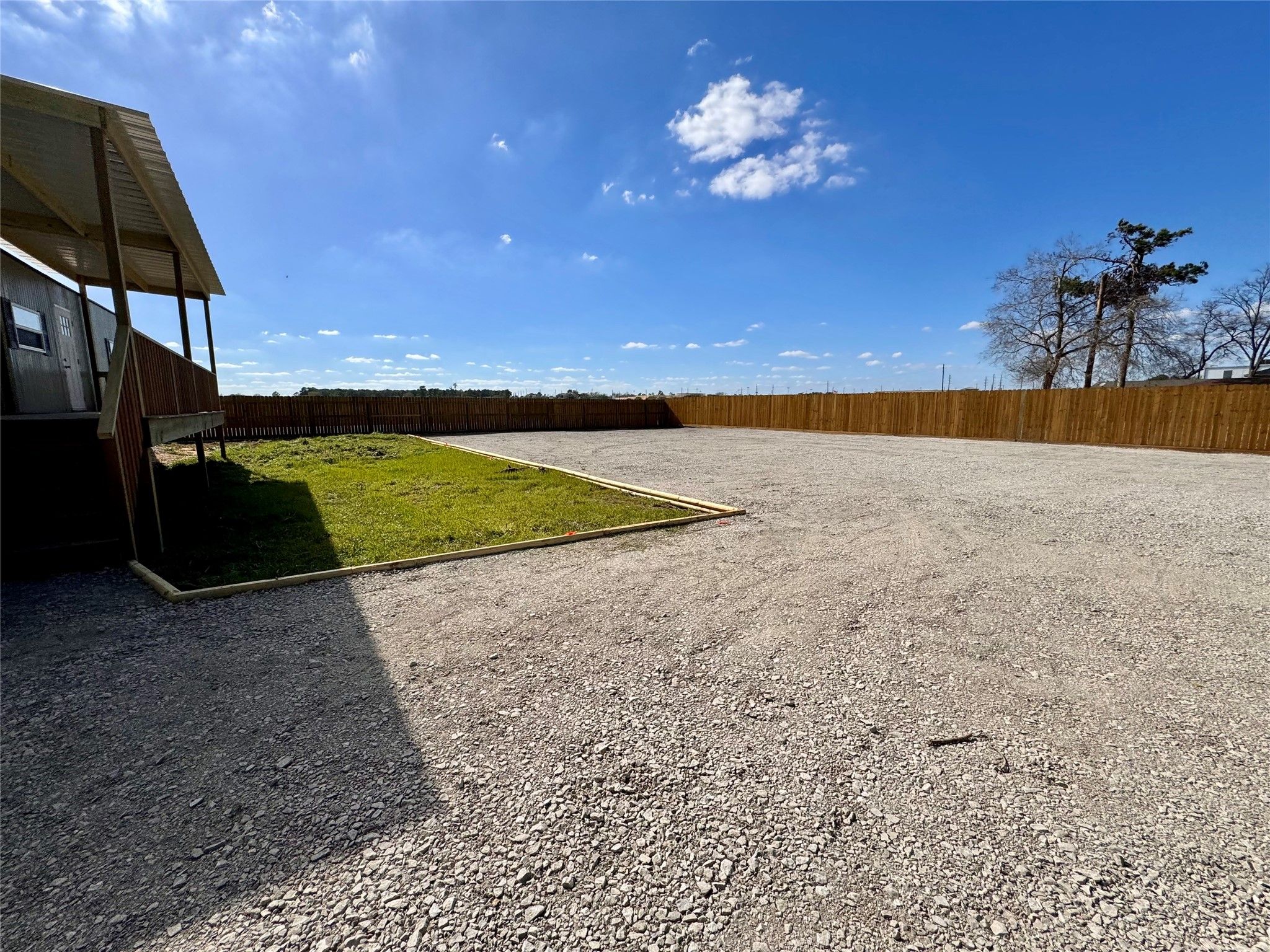 20723 & 20727 Sleepy Hollow Lane