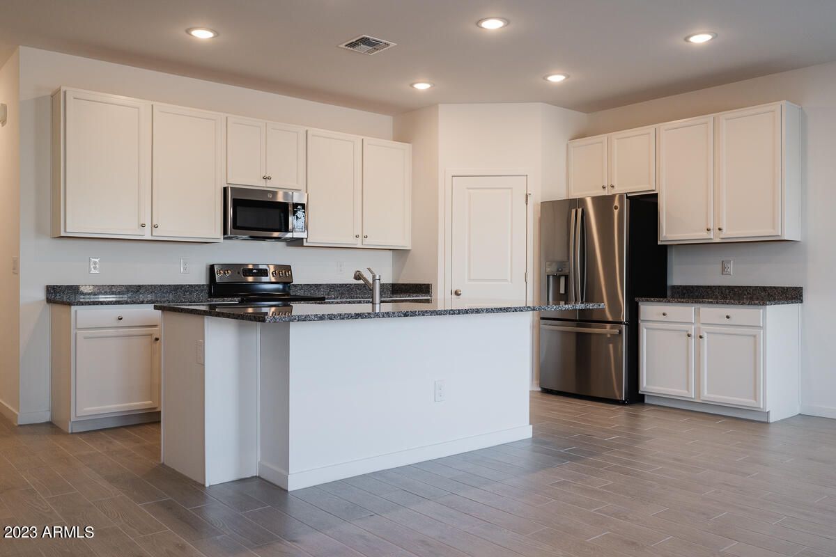 42510 W Krista Drive