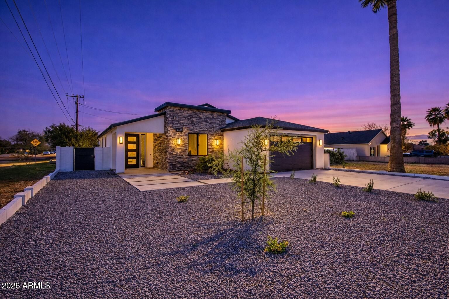 2645 E Fairmount Avenue