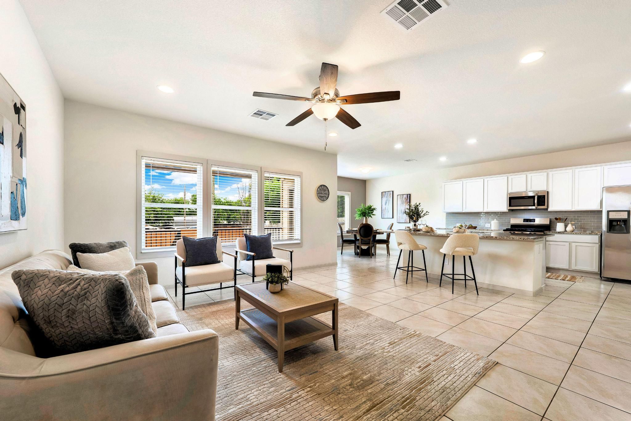 1116 La Conterra Boulevard