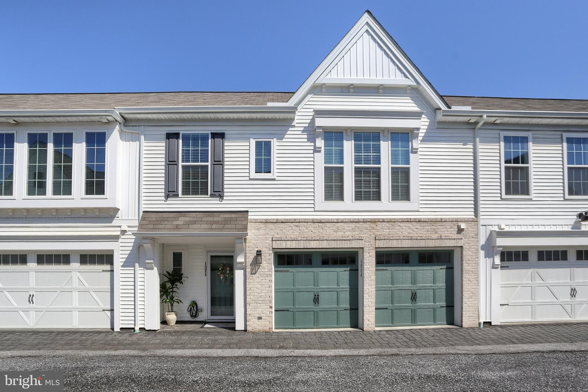 1324 Carnegie Way