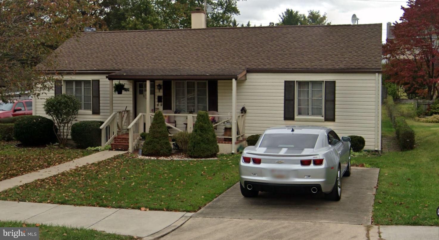 1128 Sunnyside Drive