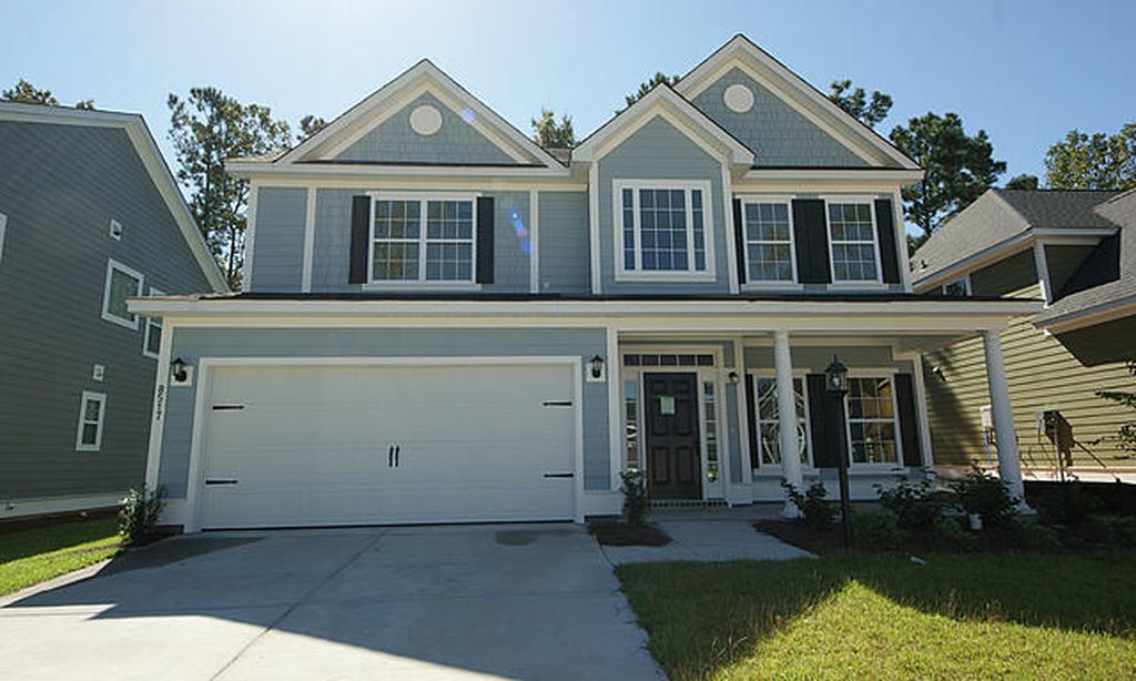 Carillon at The Ponds