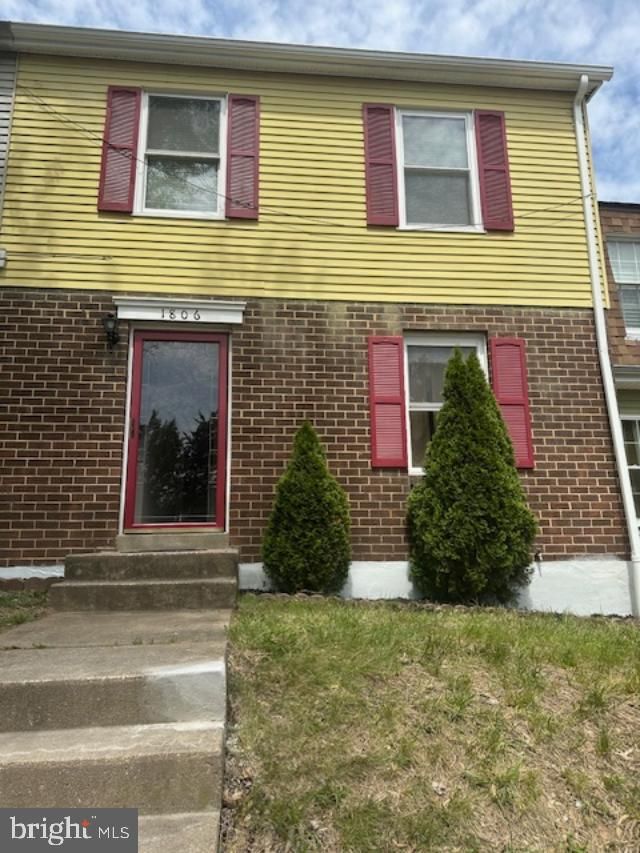 1806 Graybird Court