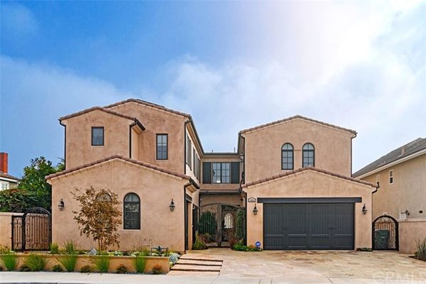 Trinidad Island Huntington Beach Ca Homes For Sale Real Estate Neighborhoods Com