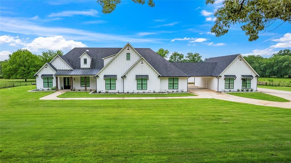 5949 County Road 137