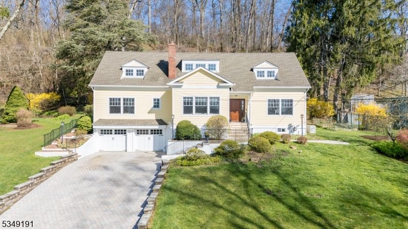 27 Ormont Rd