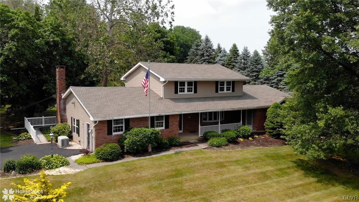 4279 Main Road W