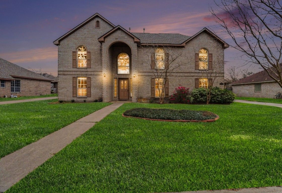 206 Clear Creek Mdws Drive