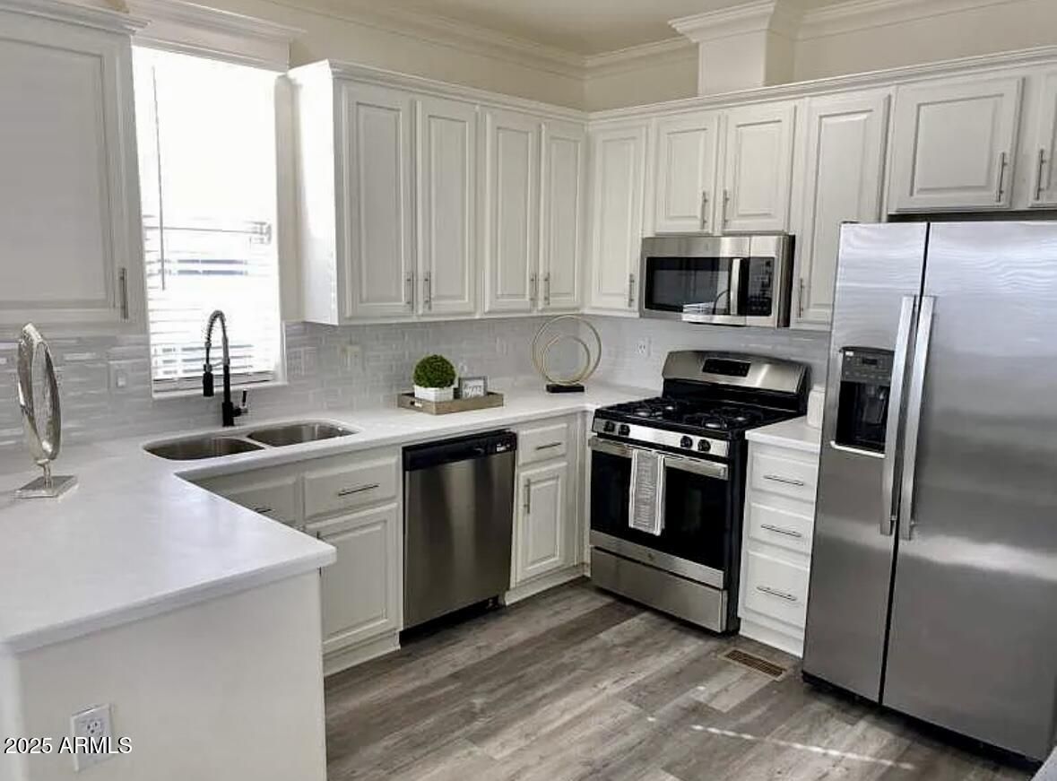 305 S Val Vista Drive 78