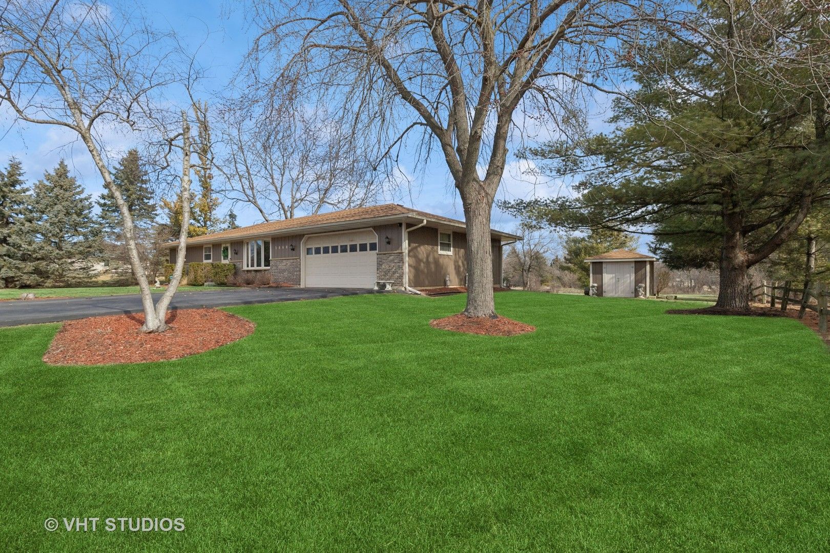 38689 N Boulevard View Avenue