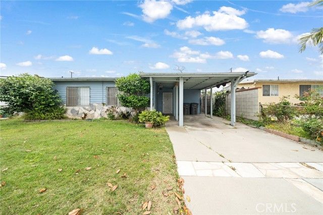 312 W 234th Place