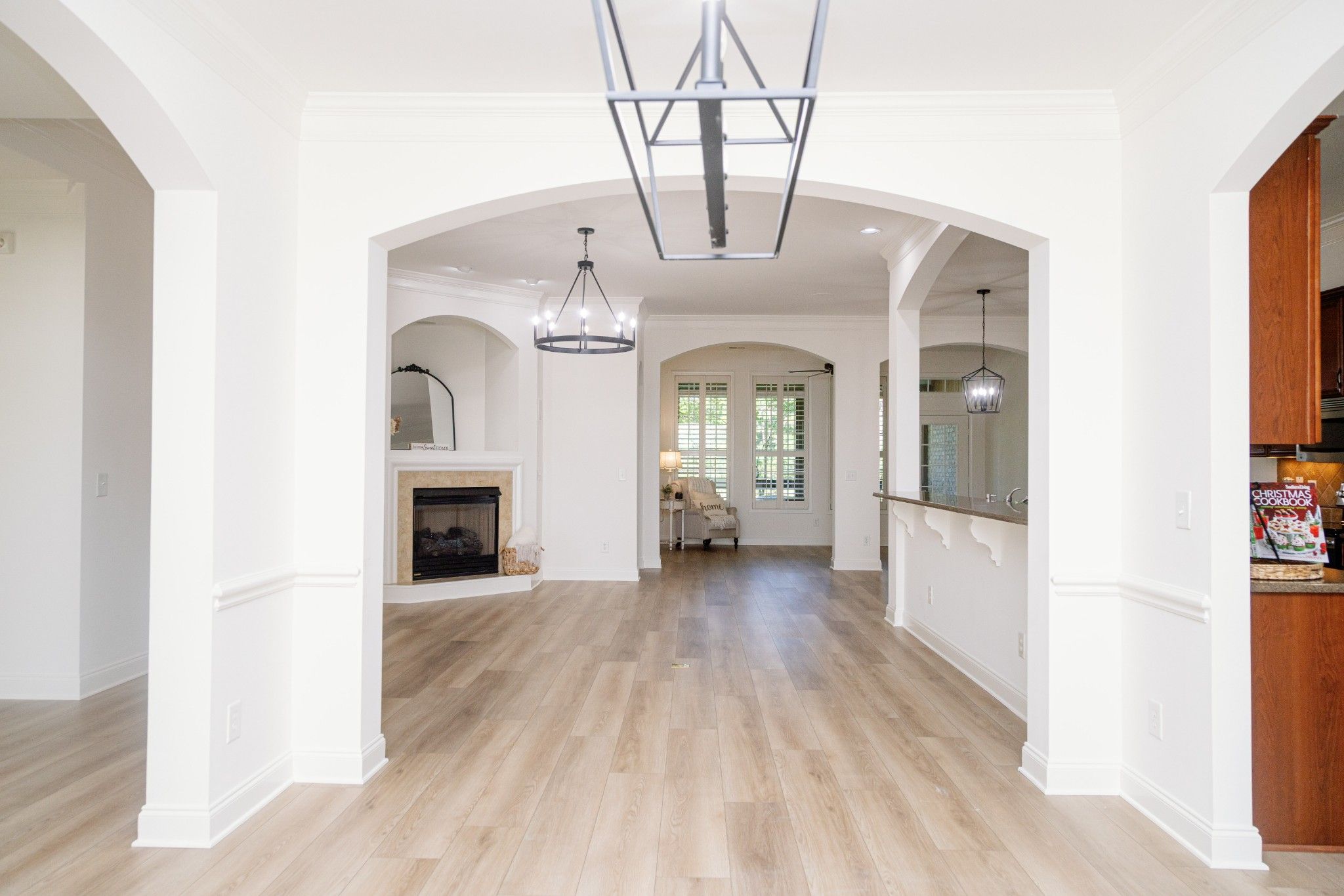 1013 Larkwood Dr