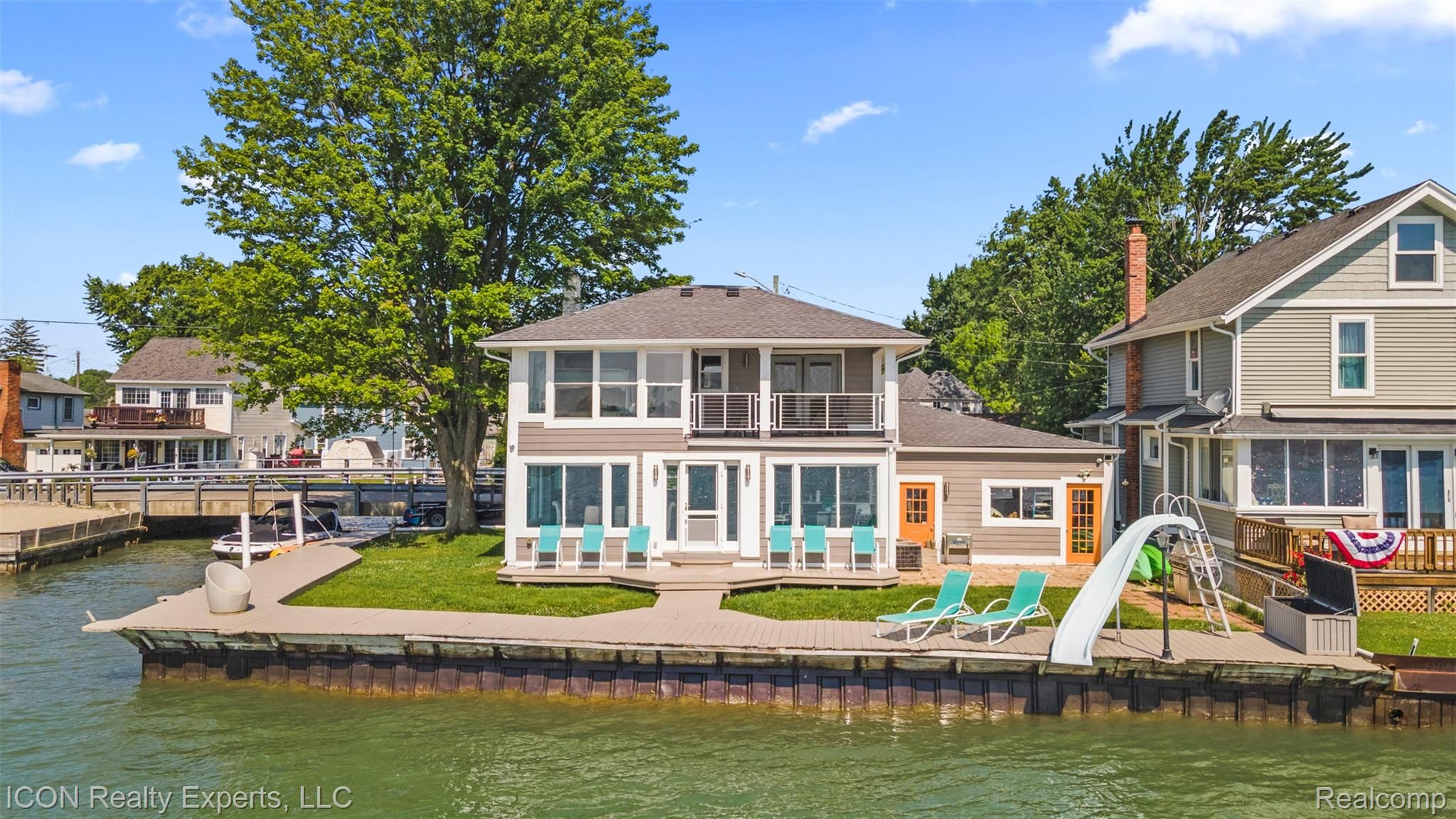 106 St Clair River Drive