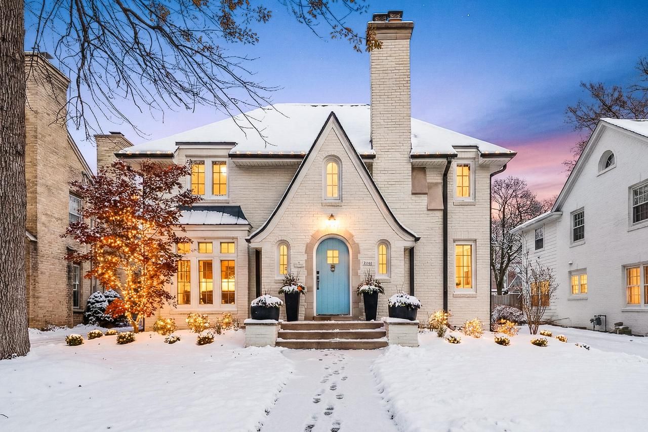 6054 North Bay Ridge Avenue