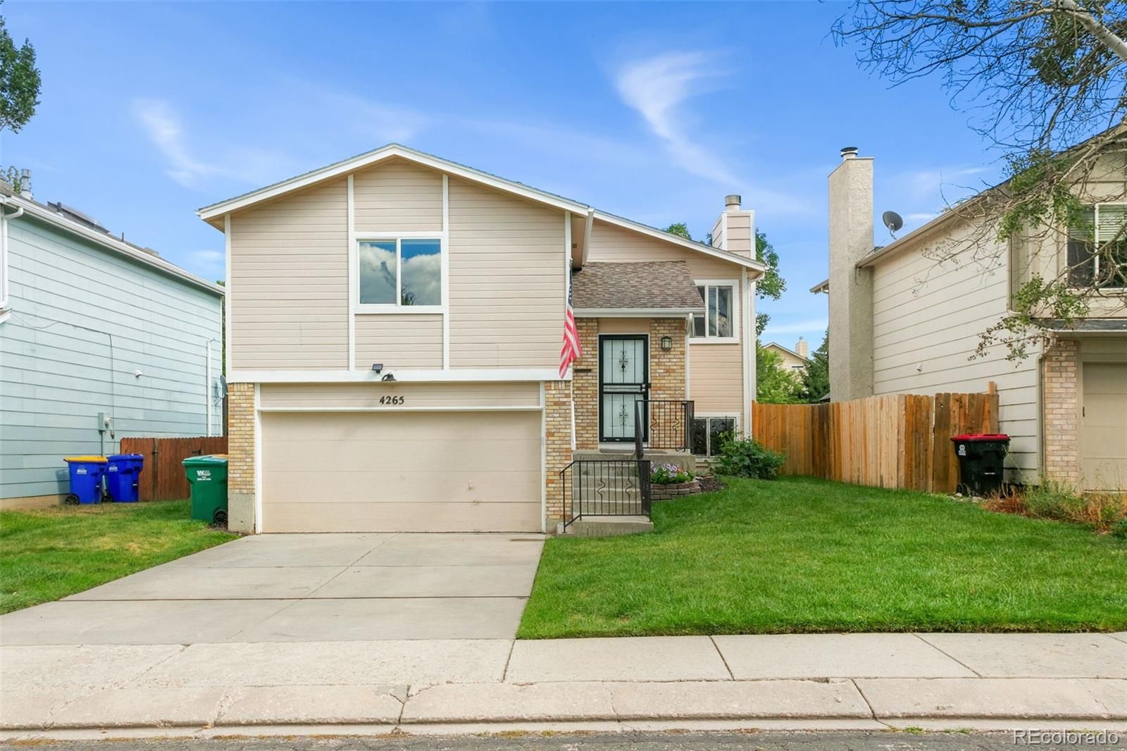 4265 Dolphin Circle