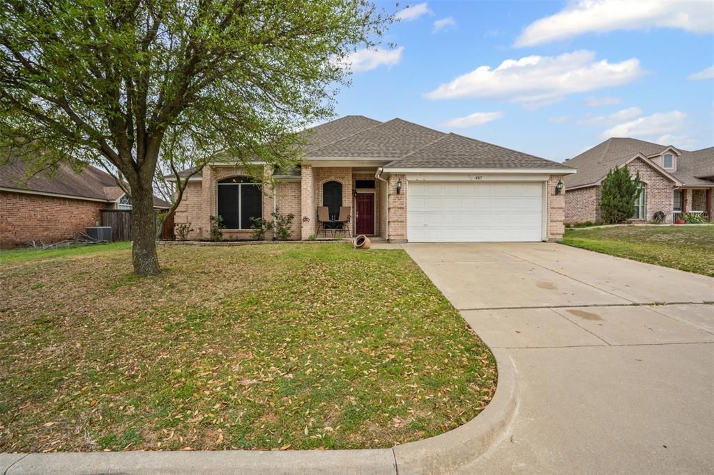 407 Taos Ct E
