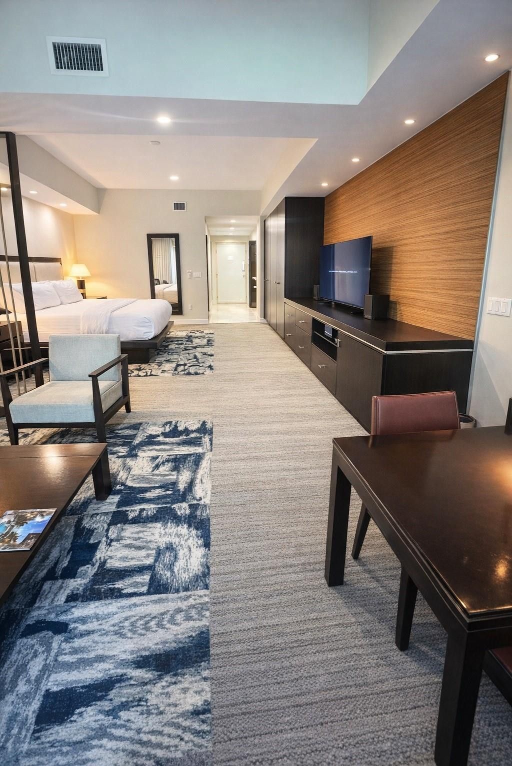 5300 Nw 87th Avenue 706