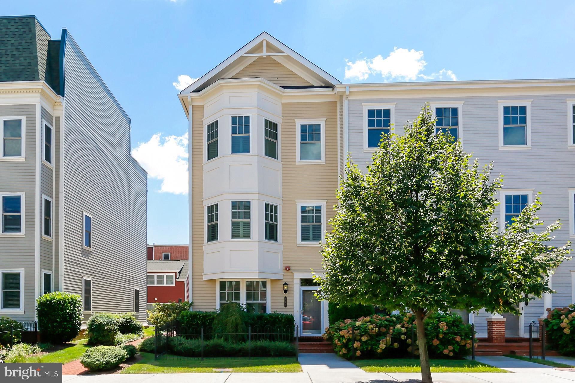 717 Annie Rose Avenue