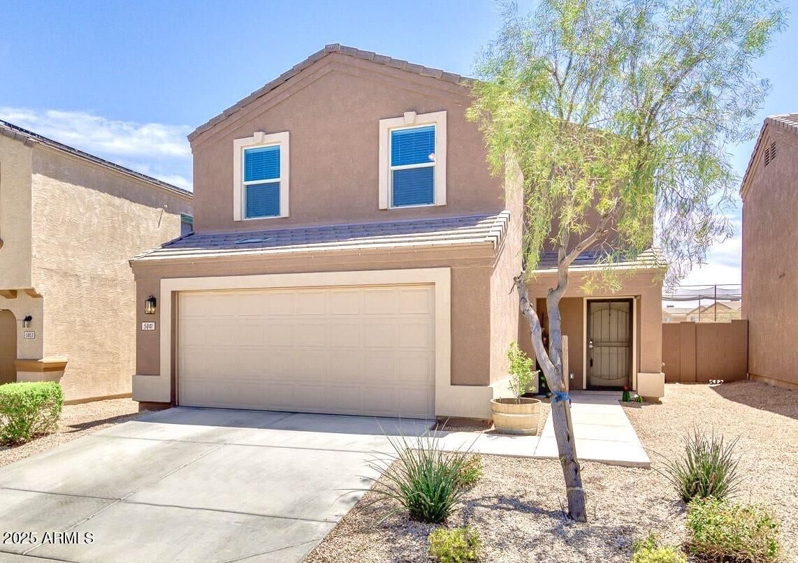 5841 E Oasis Boulevard