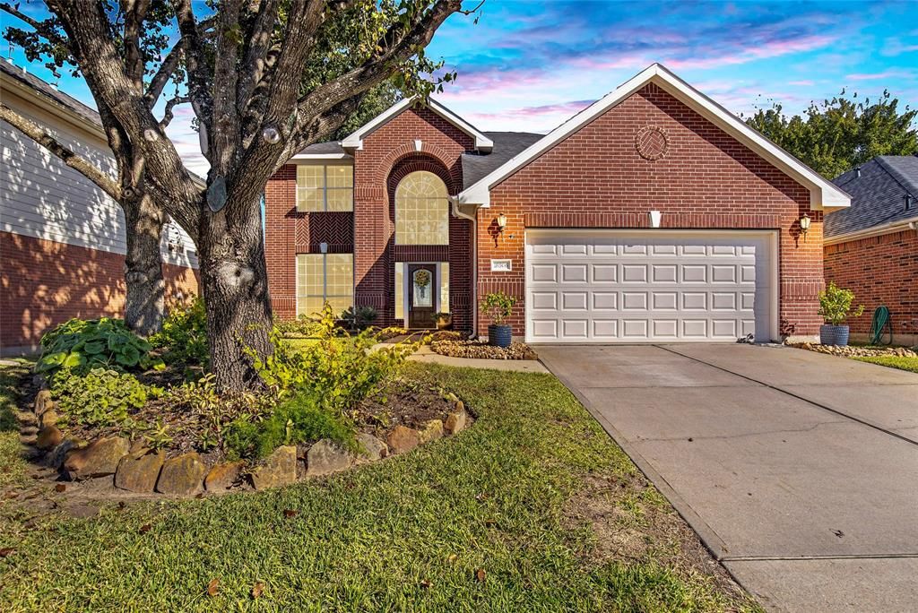 Atasca Woods Humble Tx Homes For Sale Real Estate Neighborhoods Com