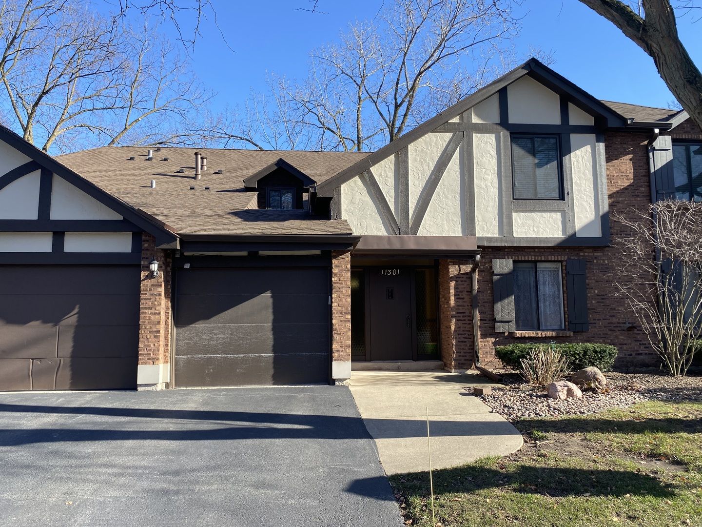 11301 Sycamore Lane 64D