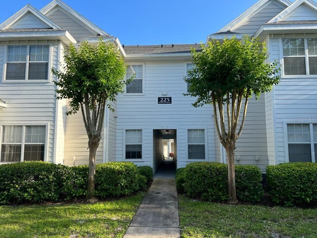 225 Southern Pecan Cir Circle 106