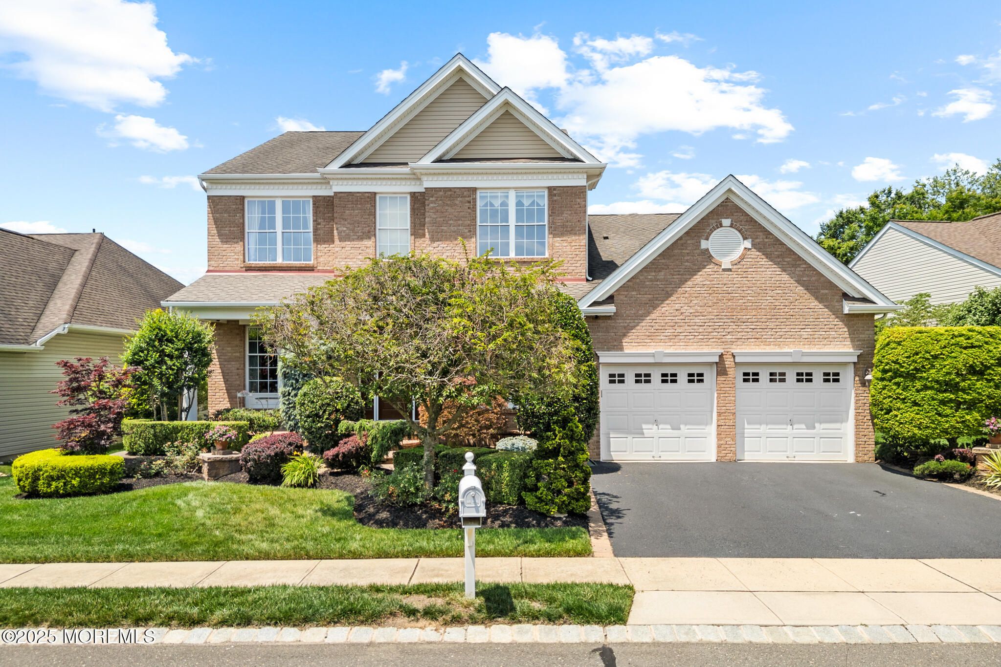 8 Tamarack Road